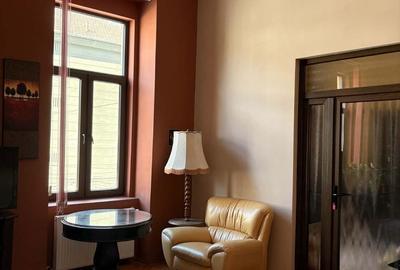 Apartament cu 3 camere semidecomandat în Exterior Vest - 2