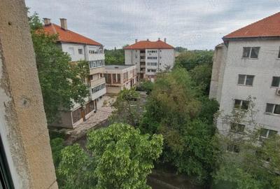 Apartament cu 2 camere decomandat în Central - 4