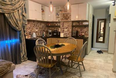 Apartament cu 2 camere decomandat în Micro 19 - 1