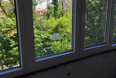 Apartament cu 3 camere decomandat în Drumul Taberei - 9