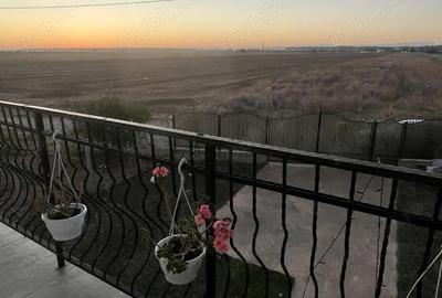 Casă cu 2 camere cu Teren 380 Mp în Strejnicu - 1