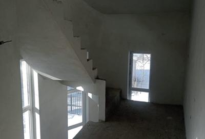 Casă cu 4 camere în Borșa - 8