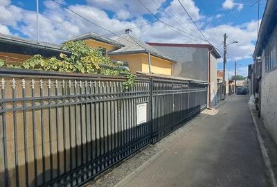 Casa de vanzare - 2