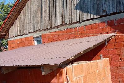 Casă cu 3 camere cu Teren 1480 Mp în Tămașda - 2