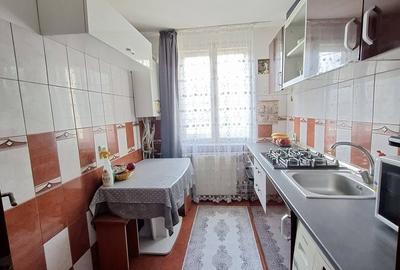 Apartament cu 2 camere decomandat în Central - 2