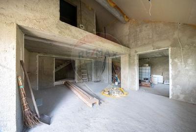 Casă individuală cu 8 camere cu Teren 622 Mp în Moieciu de Jos - 20