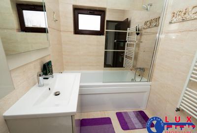 Apartament cu 3 camere decomandat în C5 - 15