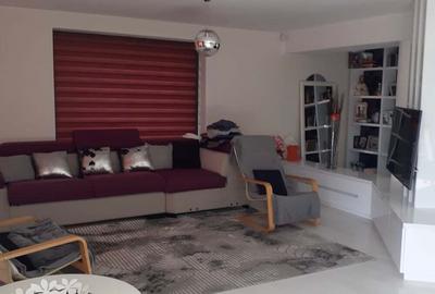 Casă cu 5 camere cu Teren 1500 Mp în Reghin - 1