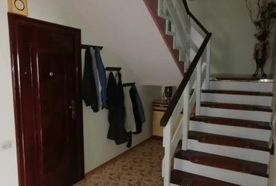 Casă cu 5 camere cu Teren 400 Mp în Sud - 4