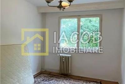 Apartament cu 3 camere semidecomandat în Milcov - 10