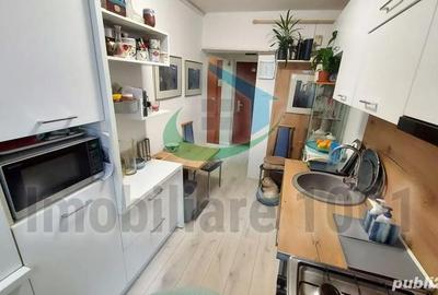 Apartament cu 3 camere semidecomandat în Central - 2