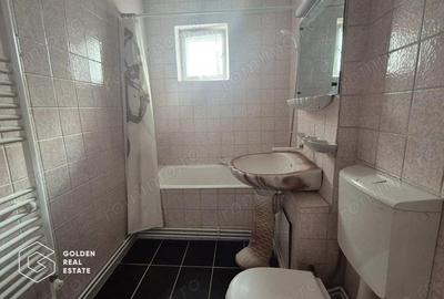 Apartament cu 3 camere semidecomandat în Micălaca