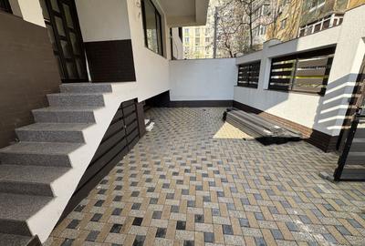 Apartament cu 5 camere decomandat în Crângași - 37