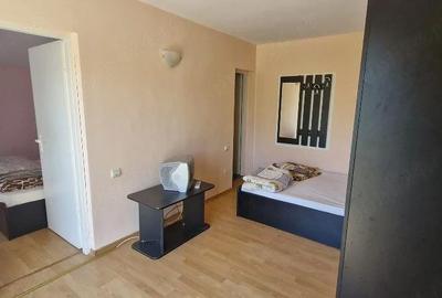 Casă cu 10 camere cu Teren 1000 Mp în Băile 1 Mai