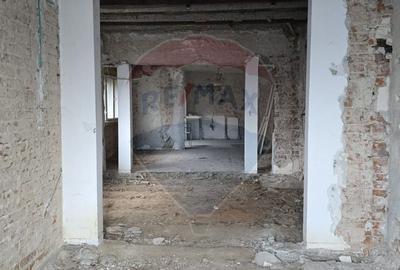 De vanzare | Casa cu 3-5 camere, necesita renovare | Zona Baicului - 5