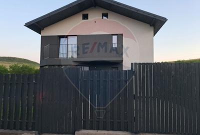 COMISION 0% - Casa / Vila cu 5 camere de vanzare in Sanpaul, Cluj - 3