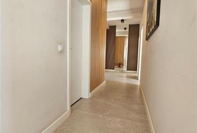 Penthouse cu 3 camere decomandat în Avantgarden - 10