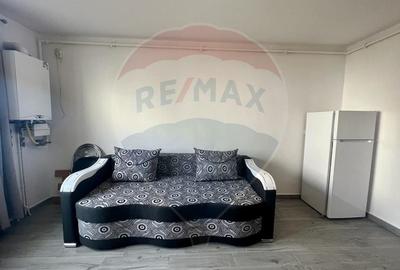 Garsonieră semidecomandată, mobilată în Brașovul Vechi - 7