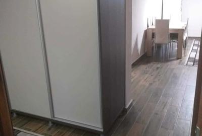 Apartament cu 3 camere decomandat în Nicolina - 4