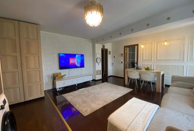 Apartament cu 3 camere semidecomandat, mobilat în Vitan Mall