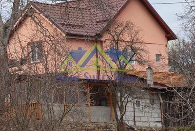 Casă cu 3 camere cu Teren 3996 Mp în Ghelari - 4