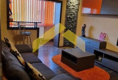 Apartament cu 3 camere decomandat, mobilat în Aradul Nou - 1