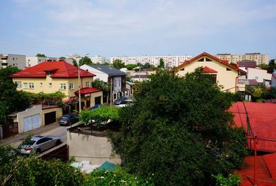 Casă individuală cu 6 camere cu Canalizare în Apărătorii Patriei - 21