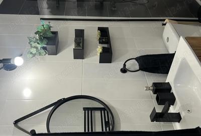 Inchiriez apartament la casa - 4