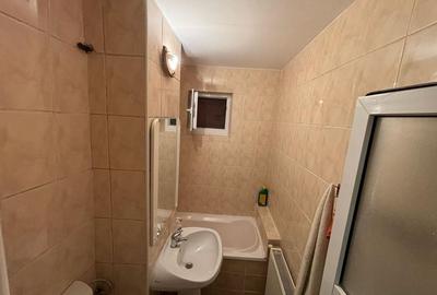 Apartament cu 3 camere de vânzare - Zărnești (Tohanu Vechi) - 6