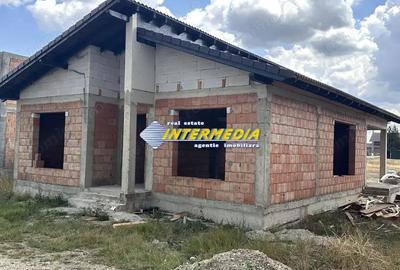 Vanzare Casa noua la rosu pe parter 127 mp construiti cu terasa si teren 423 mp Alba Micesti - 1