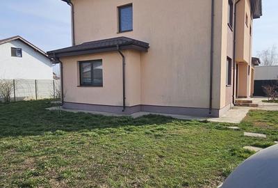 Casă cu 4 camere în Ciorogârla - 3