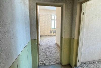 Casă cu 4 camere în Central - 1
