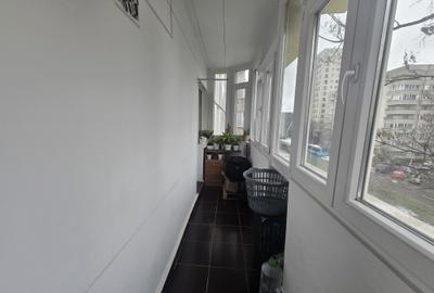 Apartament cu 2 camere decomandat, mobilat în 13 Septembrie - 9