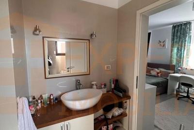 Apartament cu 3 camere, mobilat în Primo - 19