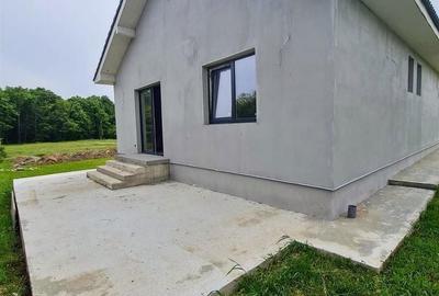 Casă cu 3 camere cu Teren 500 Mp în Oșorhei - 4