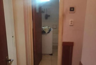 Ap 3 camere,boxa,parter inalt,zona licee - 12