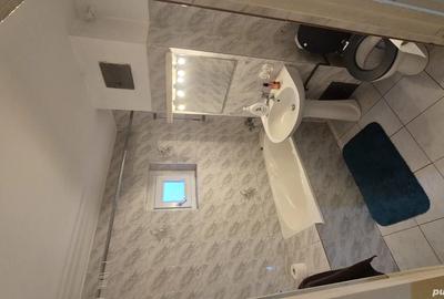 Vand apartament cu 3 camere, situat la etajul 2 din 4, in zona Lipovei - 6