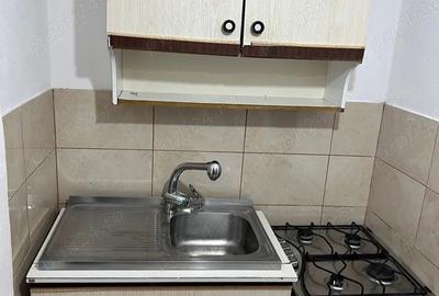 Garsonieră decomandată în Central - 1