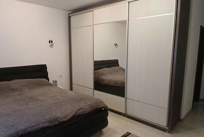 Casă cu 4 camere în Radu Negru - 8