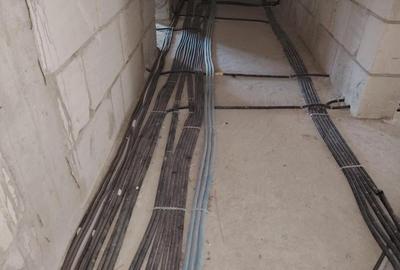 Casă cu 30 camere cu Teren 2639 Mp în Măneciu - 12