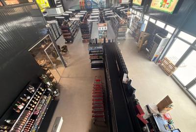 Spațiu industrial, de 360 mp, în Nord - 12