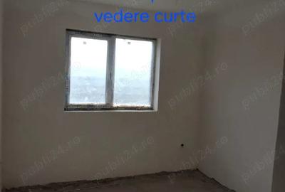 Casă cu 5 camere cu Teren 496 Mp în Central - 8