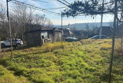 Casă cu 4 camere în Răscruci - 1