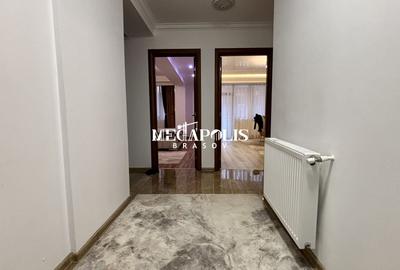 Apartament cu 3 camere decomandat în Tractorul - 22