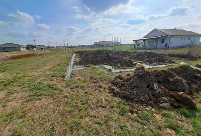 Casă cu 4 camere cu Teren 811 Mp în Biharia - 2