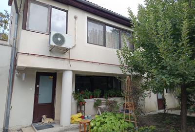 Casă cu 2 camere în Fabric