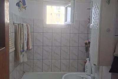 Apartament cu 3 camere decomandat în Republicii - 1
