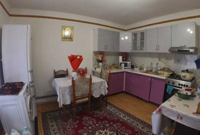 Casă cu 3 camere în Apoldu de Sus - 1