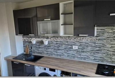 Apartament cu 3 camere decomandat în ICIL