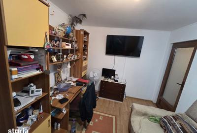 Apartament cu 3 camere semidecomandat în Central - 6